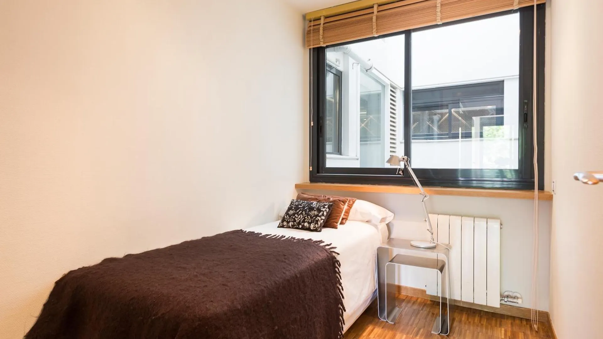 My Space Emirates - Spacious Apartments Near The City Center Barcelona Spanje