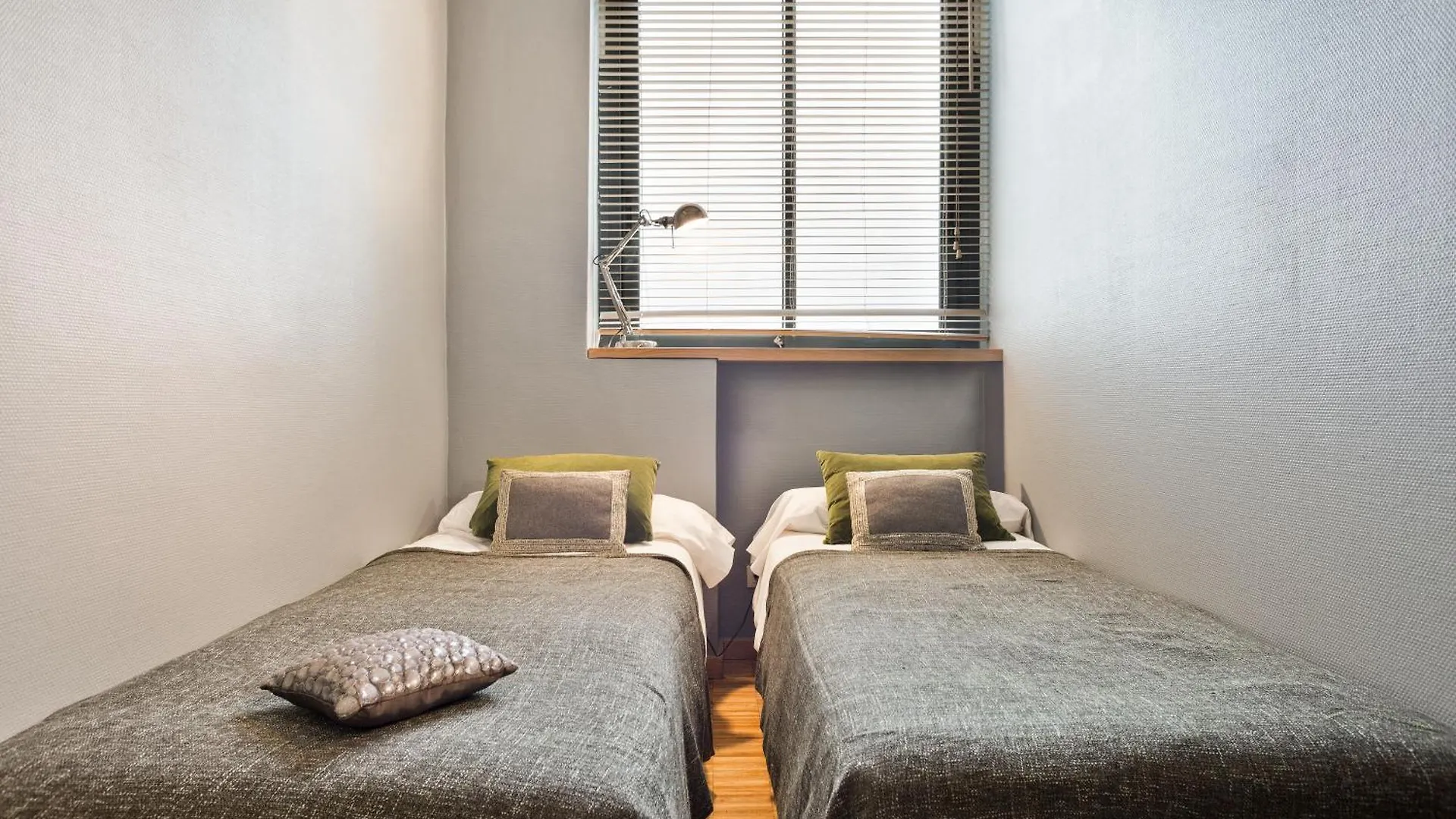 My Space Emirates - Spacious Apartments Near The City Center Barcelona Spanje